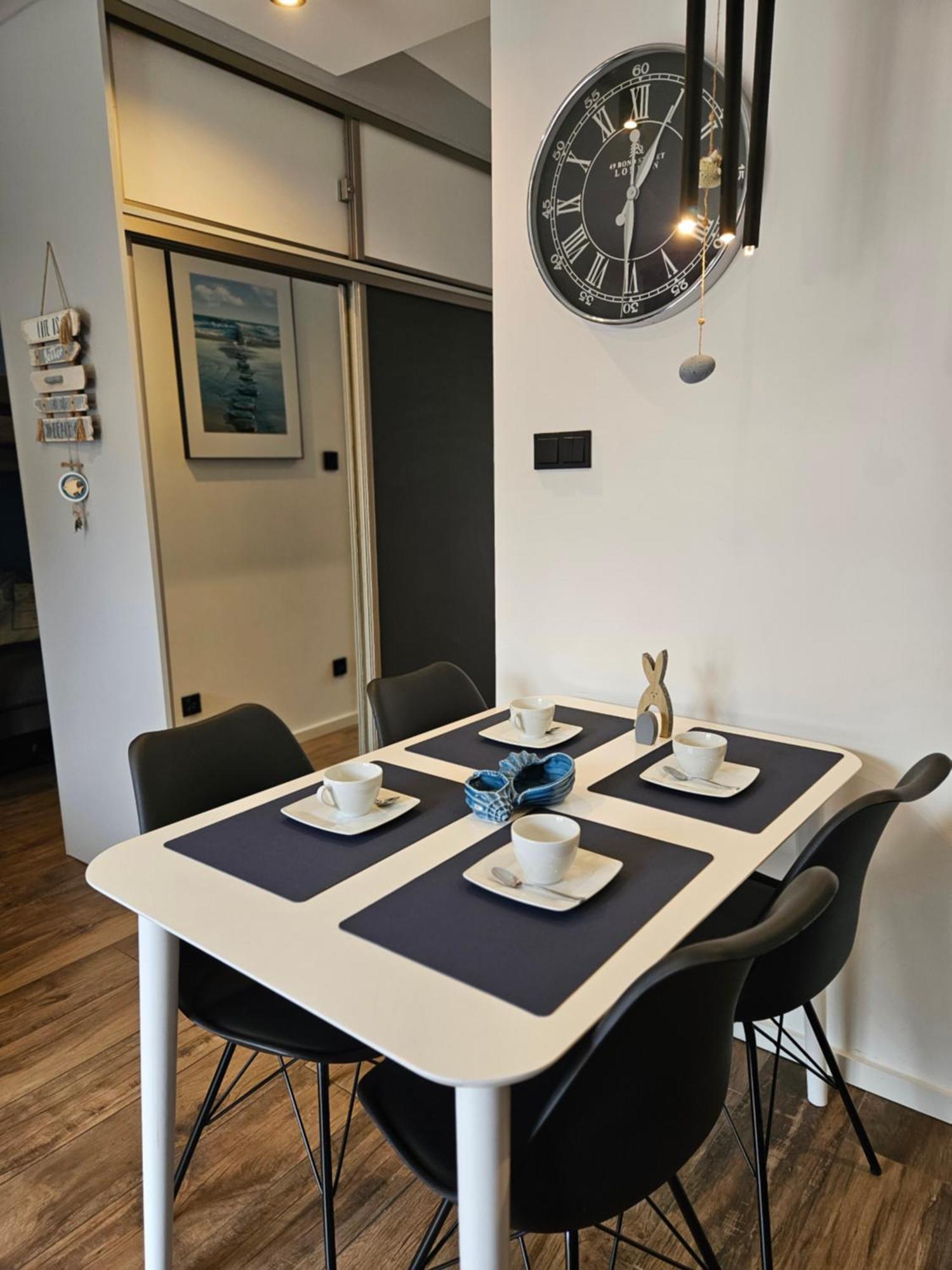 Apartament Grunwaldzka 105 Z Tarasem 5O M Do Plazy Pobierowo Kültér fotó